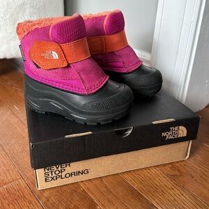 Toddler Northface Boots size 6